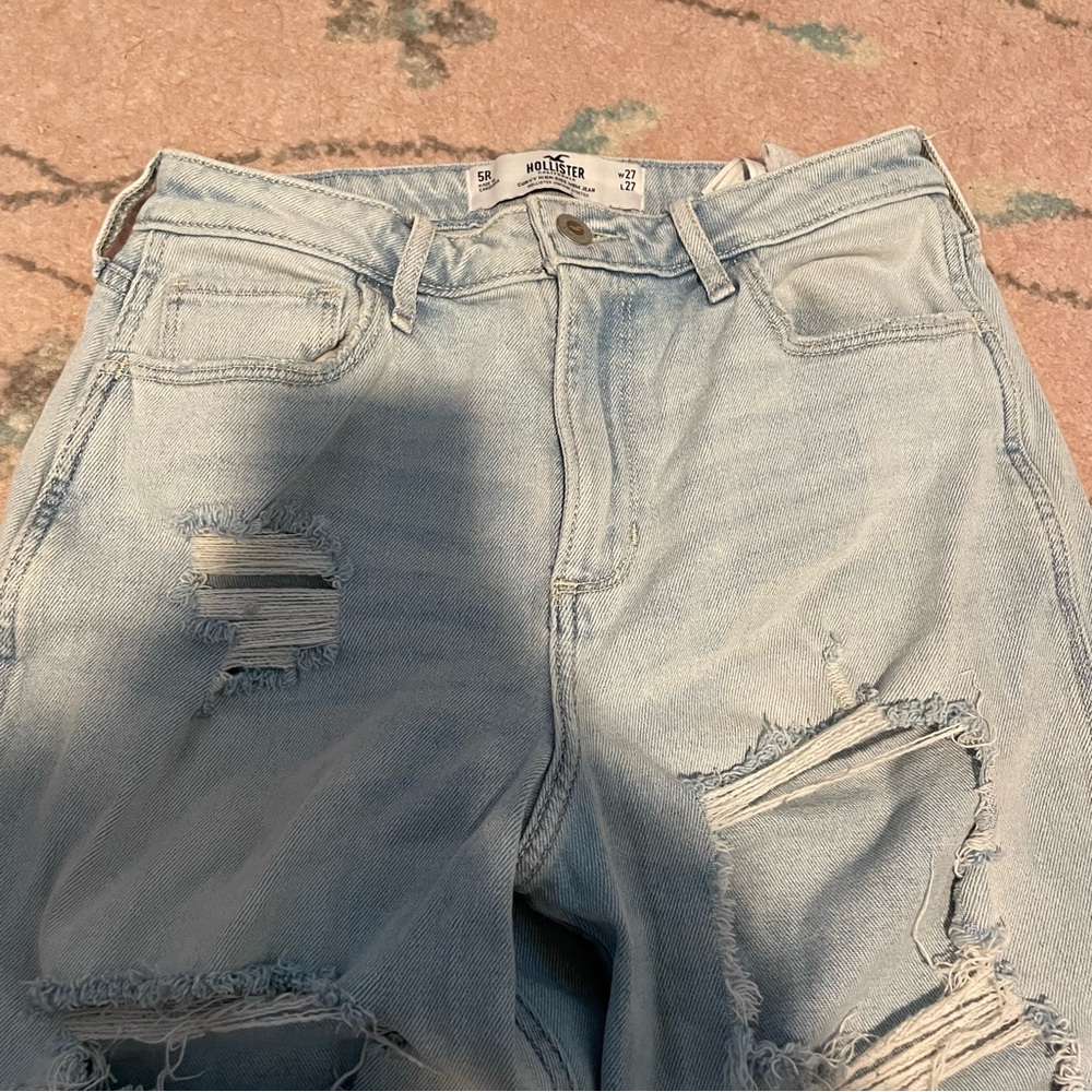 Hollister Light wash distressed blue jeans - Picture 4 of 9